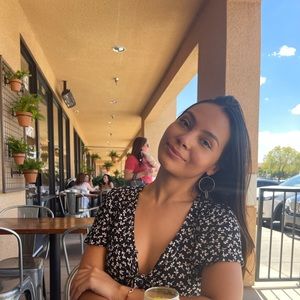 Meet your Posher, Ashanti